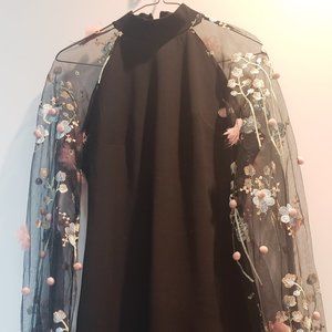 Black Dress with embroidery flowers